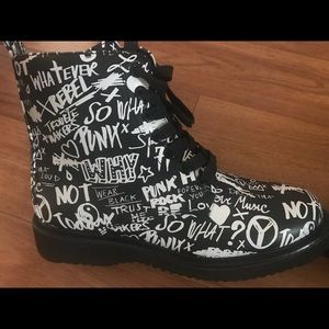 NEW Aldo Cadirwen Printed Boots Size 6.5